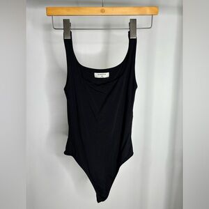 Aritzia Contour Squareneck Bodysuit